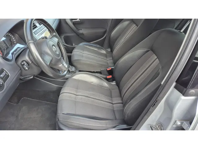 Volkswagen Polo 1.2 TSI Highline 2012 Benzine 8