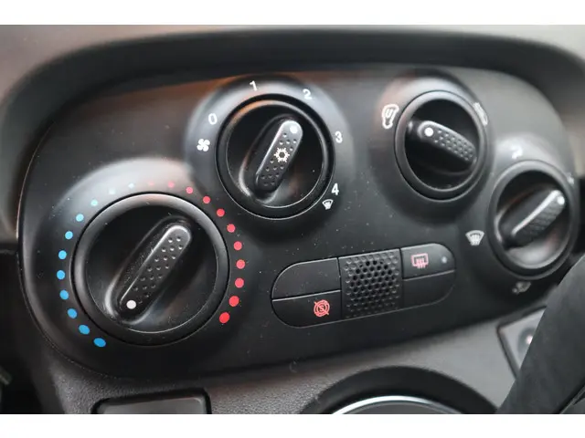 Fiat 500 0.9 TwinAir PLUS AUTOMAAT 2012 Benzine 15