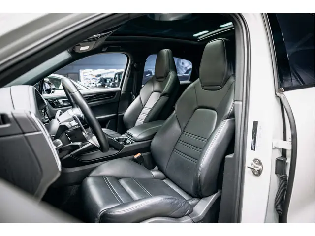 Porsche Cayenne Coupé 3.0 E-Hybrid 2020 Hybride Benzine 17