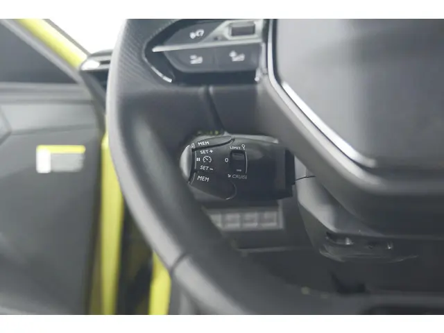 Peugeot 208 PureTech 100 GT 2024 Benzine 37