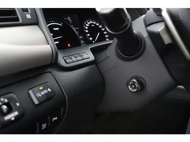 Lexus LS 600h F Sport Line 2013 Hybride Benzine 53