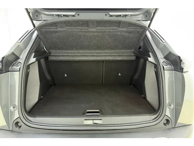 Peugeot 2008 1.2 Hybrid 136 Allure 2024 Hybride Benzine 3