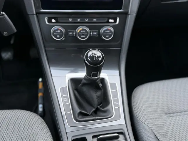 Volkswagen Golf 1.5 TSI Comfortline 2018 Benzine 27