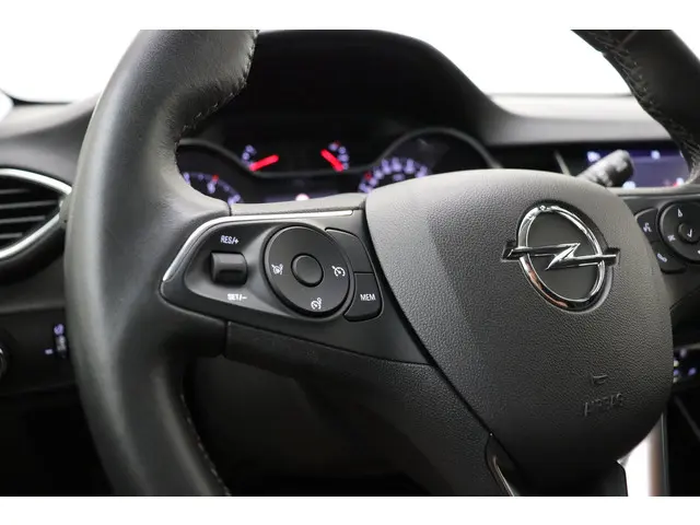 Opel Crossland 1.2 Turbo Ultimate 2023 Benzine 28
