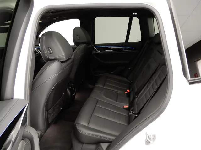 BMW iX3 High Executive 80 kWh 2021 Elektrisch 8