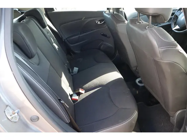 Renault Clio Estate 0.9 TCe Dynamique 2014 Benzine 13