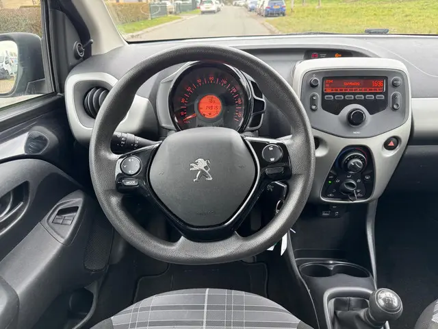 Peugeot 108 1.0 e-VTi Active 2016 Benzine 8