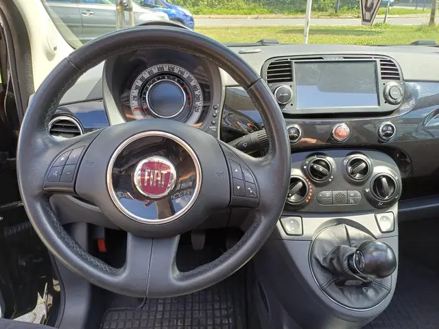 Fiat 500C 1.2 Lounge Cabrio Navi Airco 2016 Benzine 21