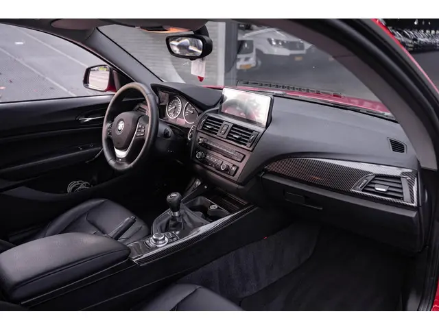 BMW 1 Serie 114i EDE Business+ 2013 Benzine 33