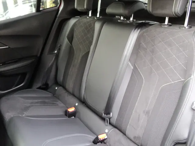 Peugeot 2008 1.2 GT 2020 Benzine 11