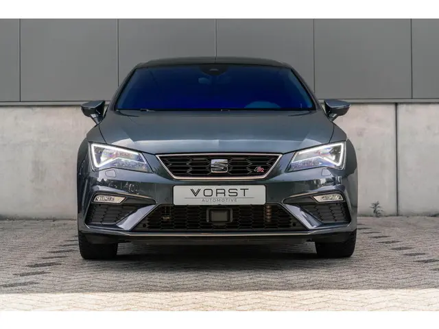 SEAT Leon 1.5 TSI FR NAP DSG Beats Pano ACC 2020 Benzine 2