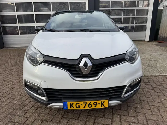 Renault Captur 1.2 TCe 120pk EDC Wave 2016 Benzine 2