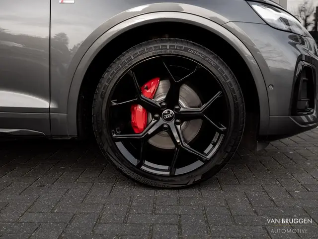 Audi Q5 55 TFSI e quattro S-Line 2022 Hybride Benzine 18