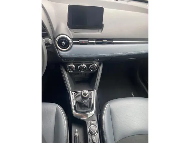 Mazda 2 1.5 Skyactiv-G Luxury 2020 Benzine 10