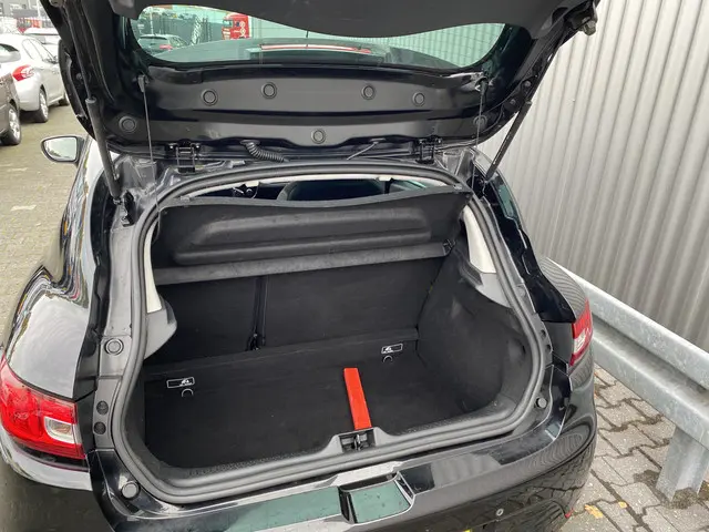 Renault Clio 0.9 TCe Expression 2015 Benzine 13