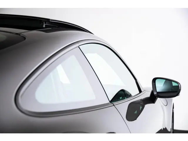 Porsche 911 3.0 Carrera 4 GTS 2022 Benzine 46