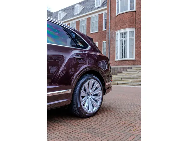 Bentley Bentayga 3.0 V6 Hybrid 2022 Hybride Benzine 18