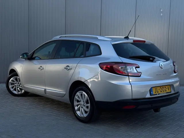 Renault Mégane Estate 1.2 TCe Limited 2016 Benzine 4