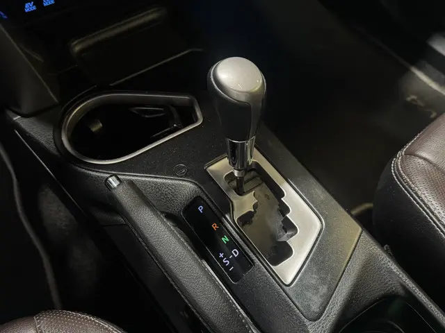 Toyota RAV4 2.5 Hybrid AWD Style 2017 Hybride Benzine 23