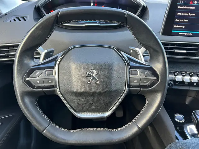 Peugeot 3008 1.2 PureTech Allure Automaat 2017 Benzine 22