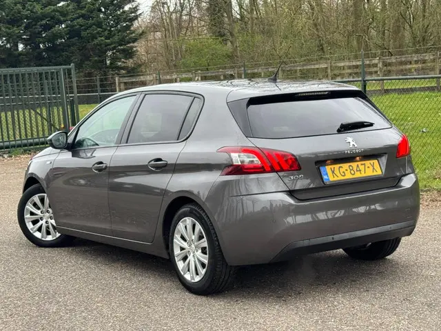 Peugeot 308 1.2 PureTech Style /Navi/Pano/Airco/ 2016 Benzine 6