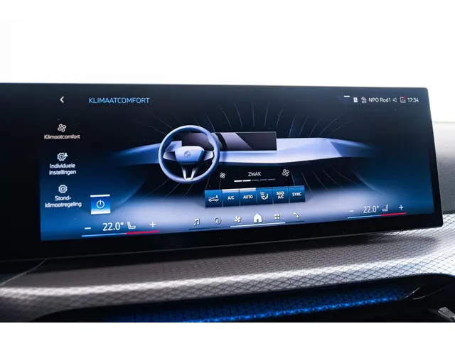 BMW 3 Serie 330e 2025 Hybride Benzine 39