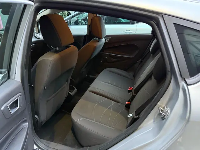 Ford Fiesta 1.0 Style Nap/Airco/Lmv 2013 Benzine 7