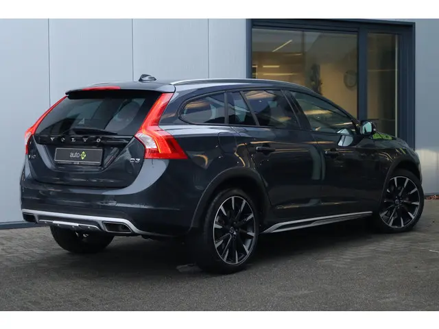 Volvo V60 Cross Country 2.0 D3 Polar+ 2018 Diesel 7