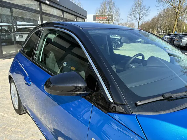 Opel ADAM 1.0 Turbo 90pk BlitZ 2019 Benzine 27