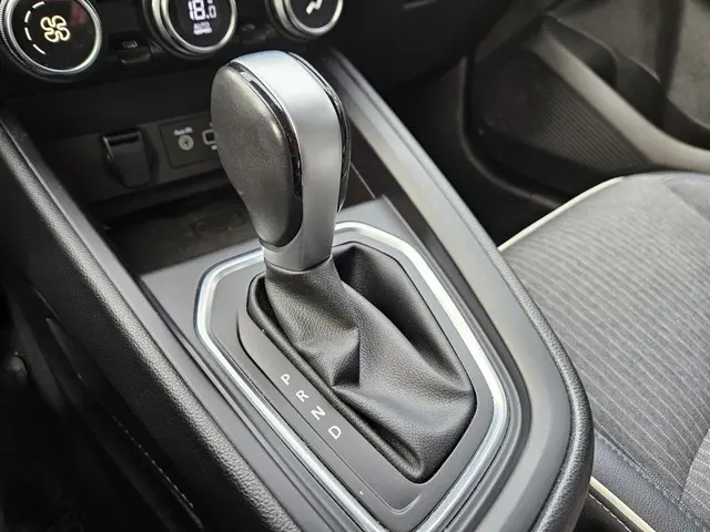 Renault Clio 1.3 TCe Intens Automaat 2020 Benzine 6