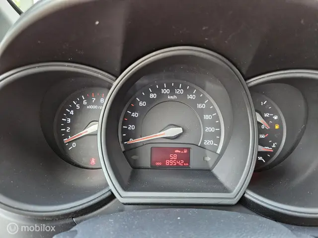 Kia Rio 1.2 CVVT ComfortLine 2014 Benzine 15