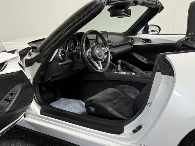 Mazda MX-5 2