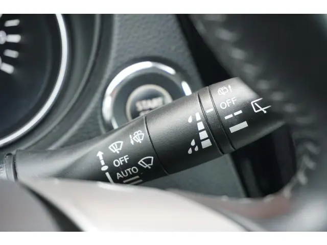 Nissan QASHQAI 1.2 Tekna 2015 Benzine 27