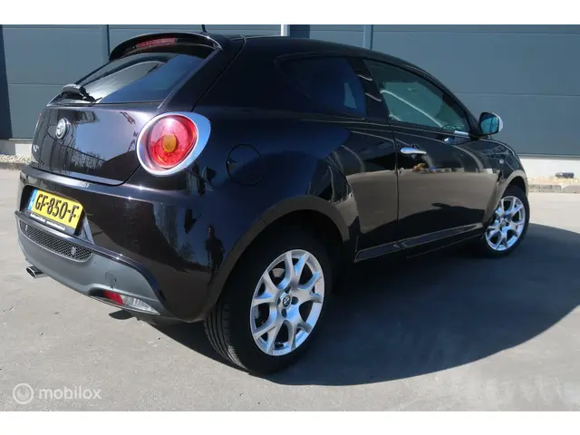 Alfa Romeo MiTo 0.9 TwinAir Junior 2015 Benzine 6