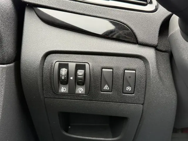 Renault Scénic 1.5 dCi Bose 2012 Diesel 26