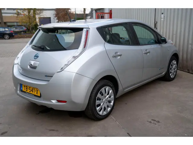 Nissan Leaf Visia 24 kWh 2015 Elektrisch 9