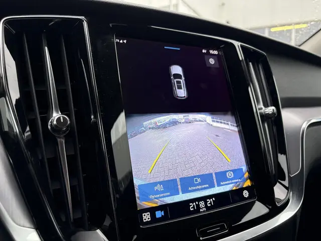 Volvo V60 B3 Essential 2023 Benzine 17