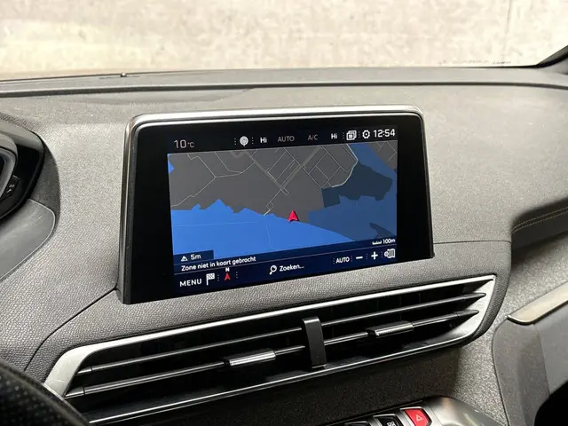 Peugeot 3008 1.2 PureTech GT Line 2019 Benzine 24