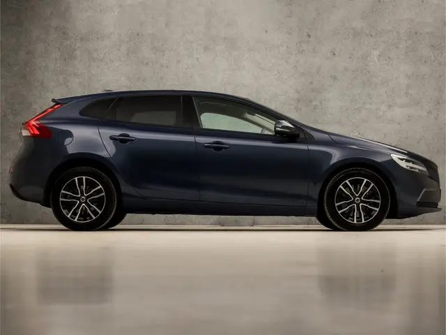 Volvo V40 1.5 T2 Sport 2018 Benzine 4