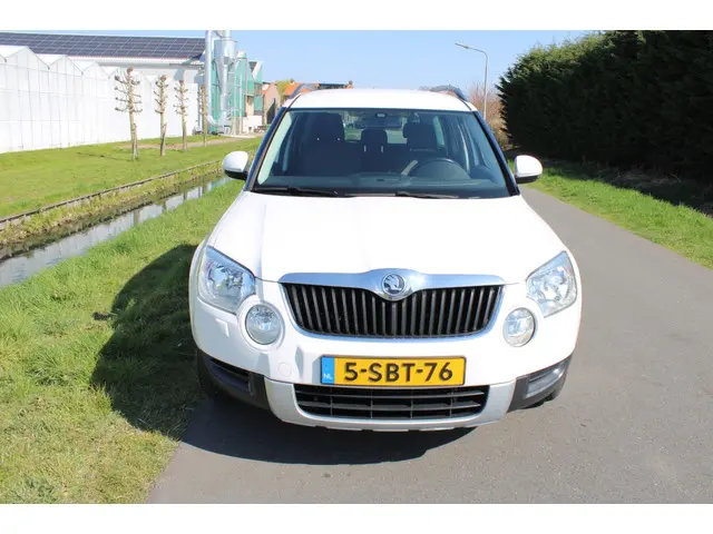 Škoda Yeti 1.2 TSI Sprint Pro 2013 Benzine 3
