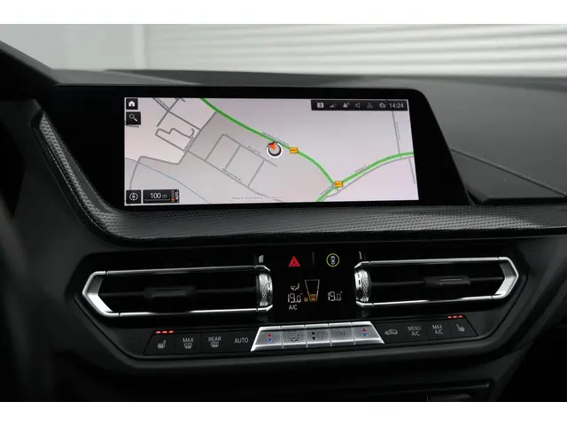 BMW 1 Serie 118i M-Sport Aut. 2023 Benzine 45