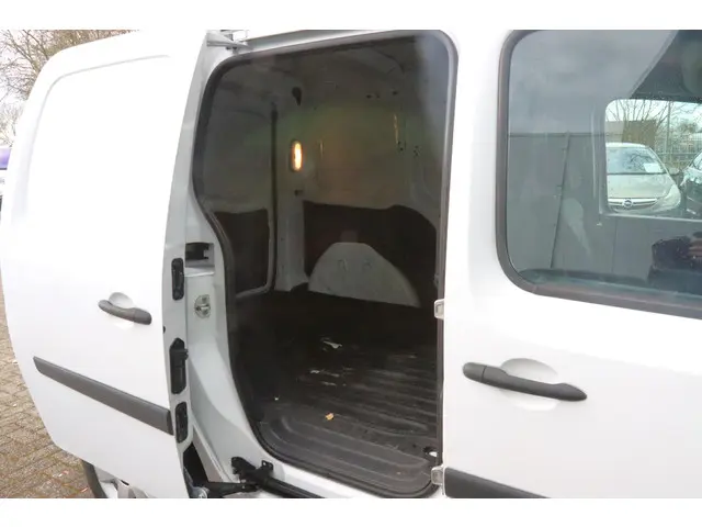 Renault Kangoo 1.5 dCi 90 PK 2018 Diesel 15