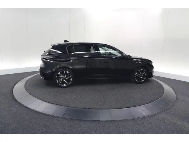 Peugeot 308 PureTech 130 Allure 2022 Benzine 9
