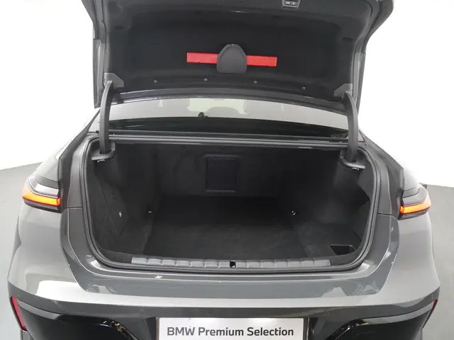 BMW i7 eDrive50 106 kWh 2024 Elektrisch 25