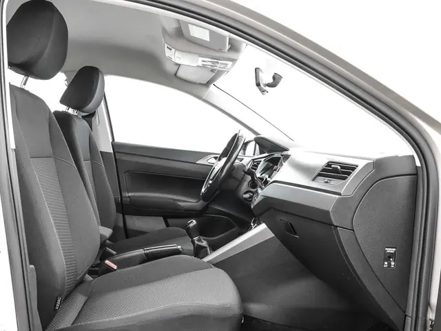 Volkswagen Polo 1.0 TSI 95pk Comfortline 2020 Benzine 9