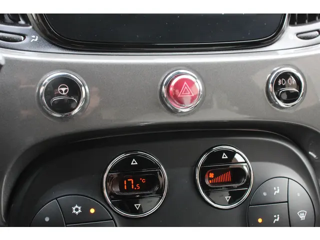 Fiat 500C 1.0 Hybrid Dolcevita 2022 Benzine 19