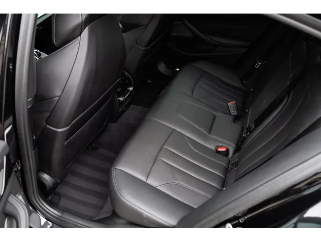BMW M5 5-serie 2018 Benzine 46