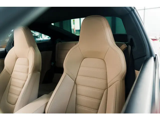 Porsche 911 Turbo S 2023 Benzine 20