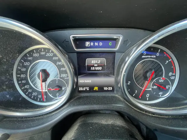 Mercedes-Benz G-Klasse AMG 63 2017 Benzine 13