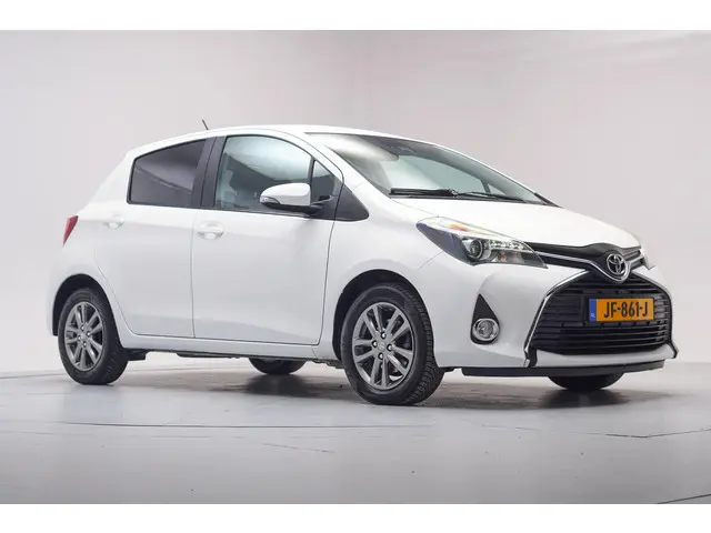 Toyota Yaris 1.3 VVT-i[5-Deurs Leder Navi] 2016 Benzine 34